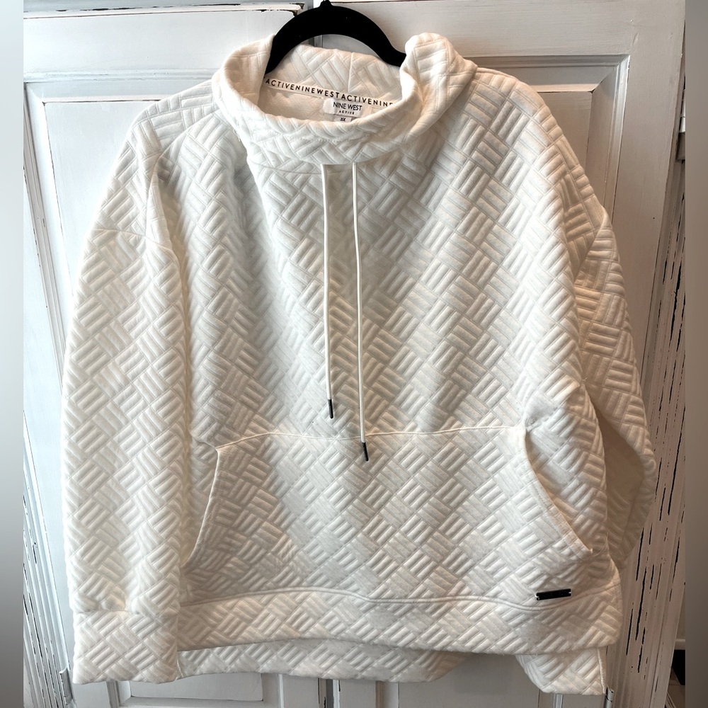 Nine West active sweatshirt